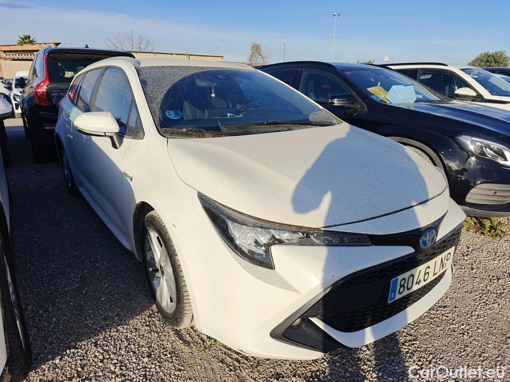  Toyota  Corolla TOYOTA  / 2019 / 5P / familiar 1.8 125H ACTIVE TECH E-CVT TOU SPORT #51