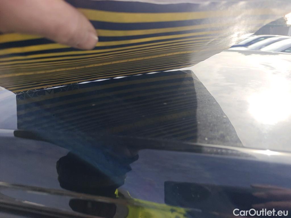  Volkswagen  Polo VOLKSWAGEN  / 2017 / 5P / berlina con portón United 1.0 TSI 70kW (95CV)(SP) #4