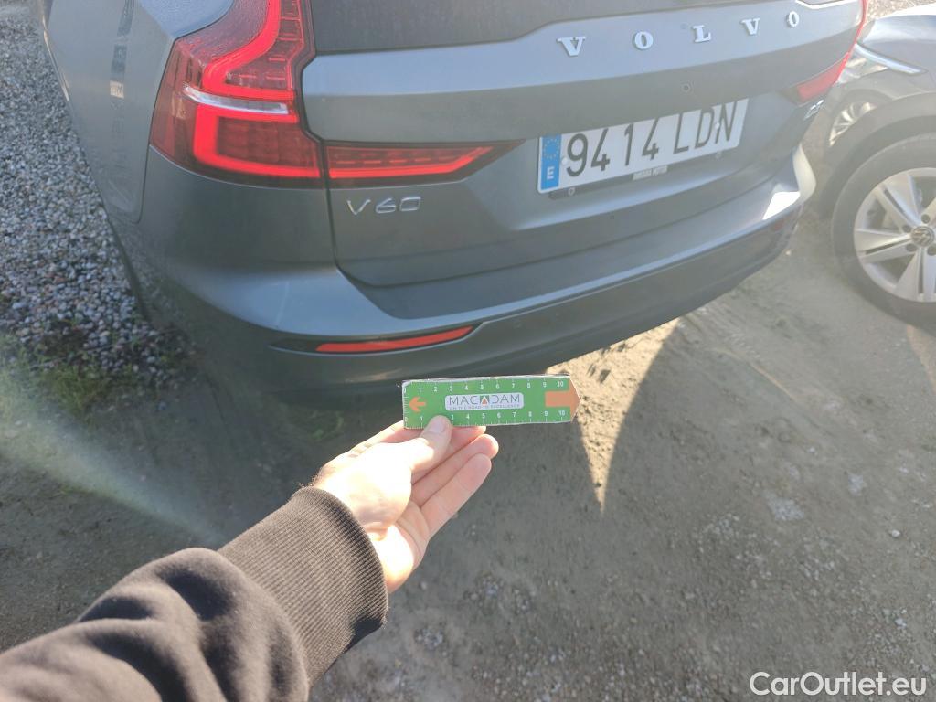  Volvo  V60 VOLVO  / 2018 / 5P / familiar 2.0 D3 Business Plus Auto (AC) #21