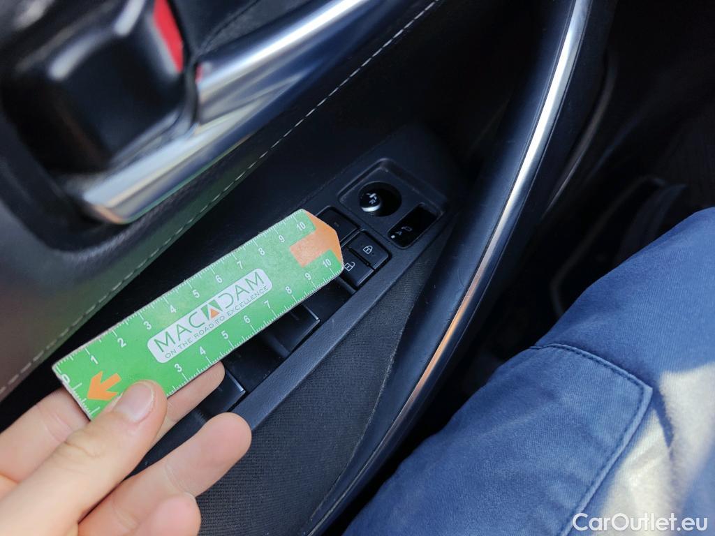  Toyota  Corolla TOYOTA  / 2019 / 5P / familiar 1.8 125H ACTIVE TECH E-CVT TOU SPORT #46