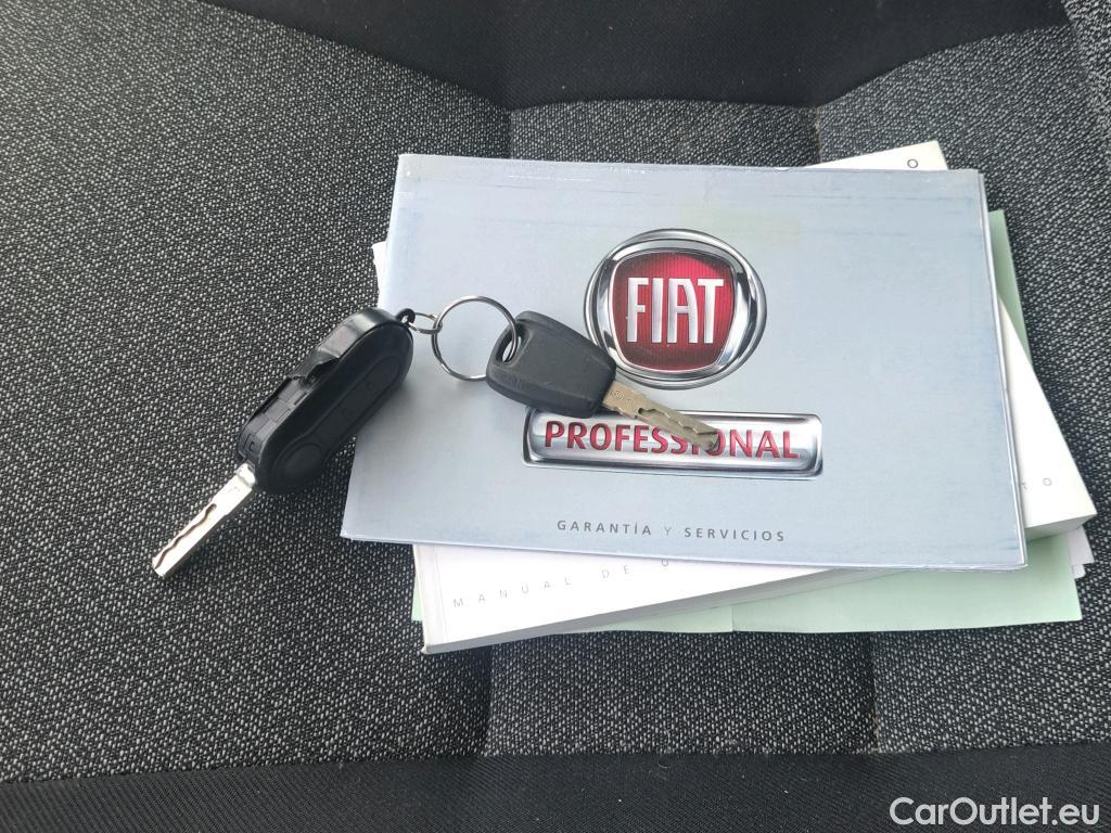  Fiat  Ducato FIAT  / 2014 / 4P / furgón 35 2.3 Multijet Furgón Largo Super Alto #21
