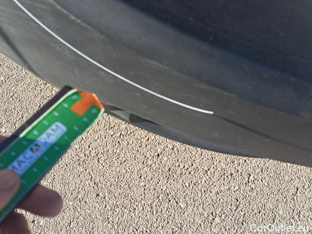  Fiat  Ducato FIAT  / 2014 / 4P / furgón 35 2.3 Multijet Furgón Largo Super Alto #78