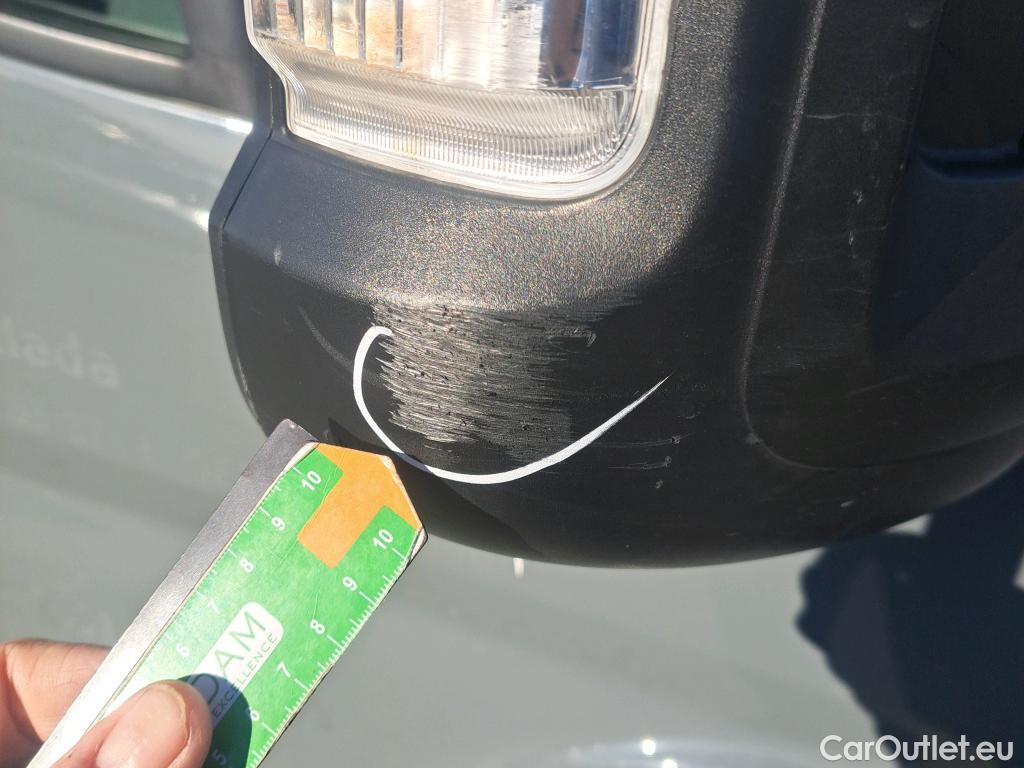  Fiat  Ducato FIAT  / 2014 / 4P / furgón 35 2.3 Multijet Furgón Largo Super Alto #8