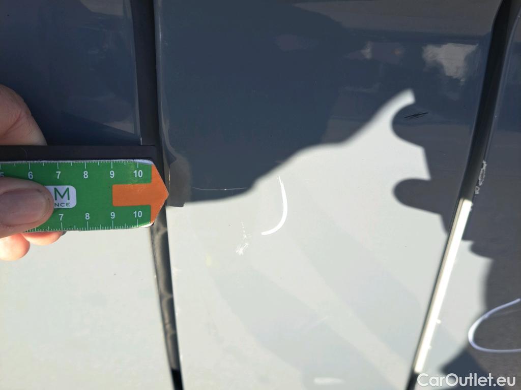  Fiat  Ducato FIAT  / 2014 / 4P / furgón 35 2.3 Multijet Furgón Largo Super Alto #100