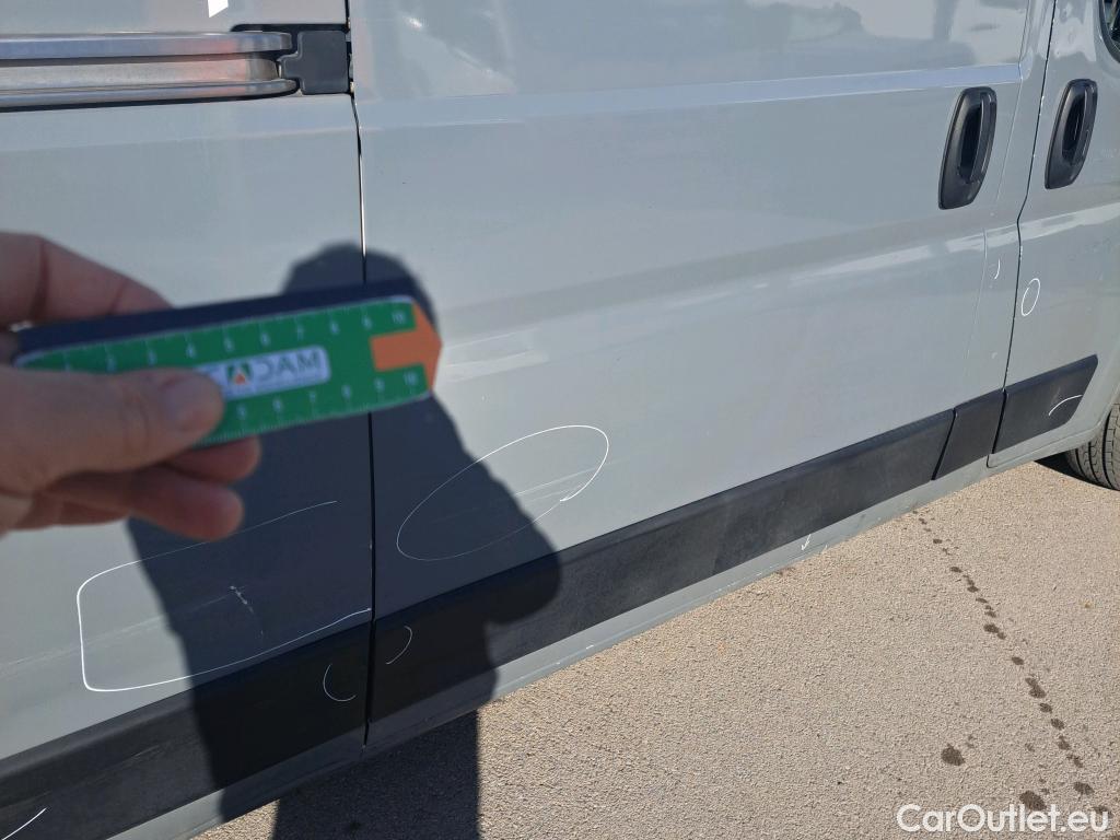  Fiat  Ducato FIAT  / 2014 / 4P / furgón 35 2.3 Multijet Furgón Largo Super Alto #88