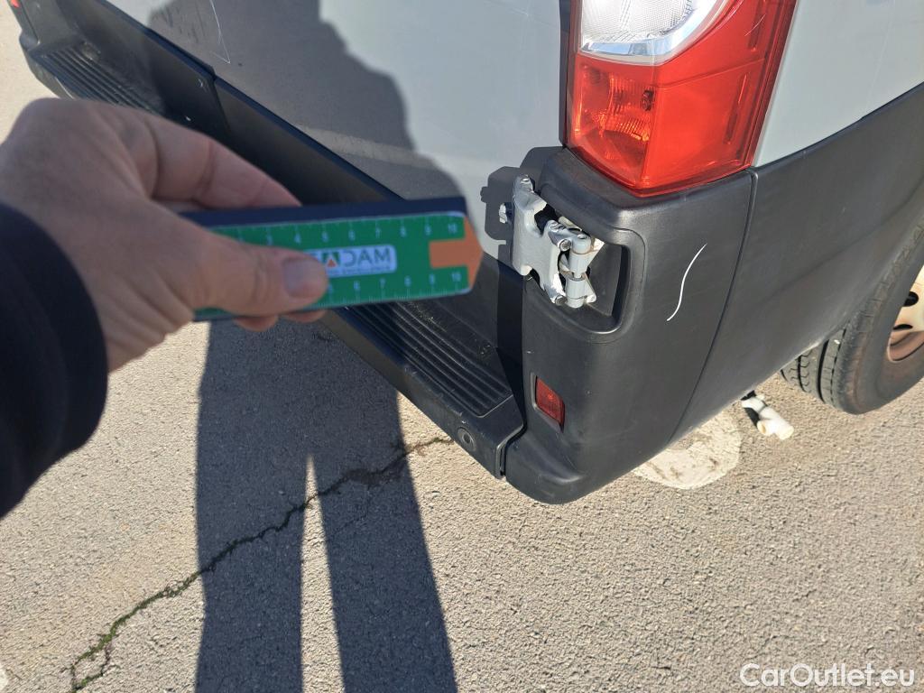  Fiat  Ducato FIAT  / 2014 / 4P / furgón 35 2.3 Multijet Furgón Largo Super Alto #69