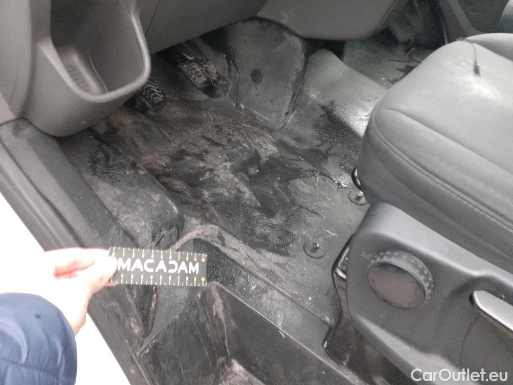  Ford  Transit FORD  / 2013 / 4P / furgón 350 96kW L3H2 Van Trend FWD MHEV #46