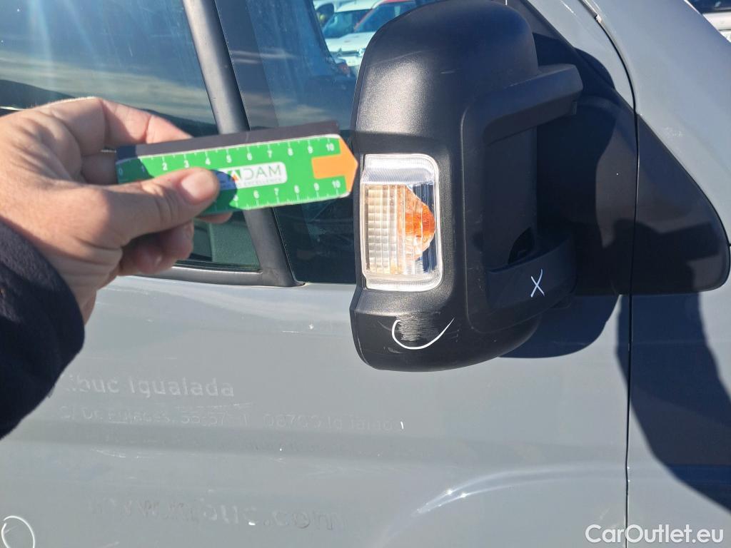  Fiat  Ducato FIAT  / 2014 / 4P / furgón 35 2.3 Multijet Furgón Largo Super Alto #6