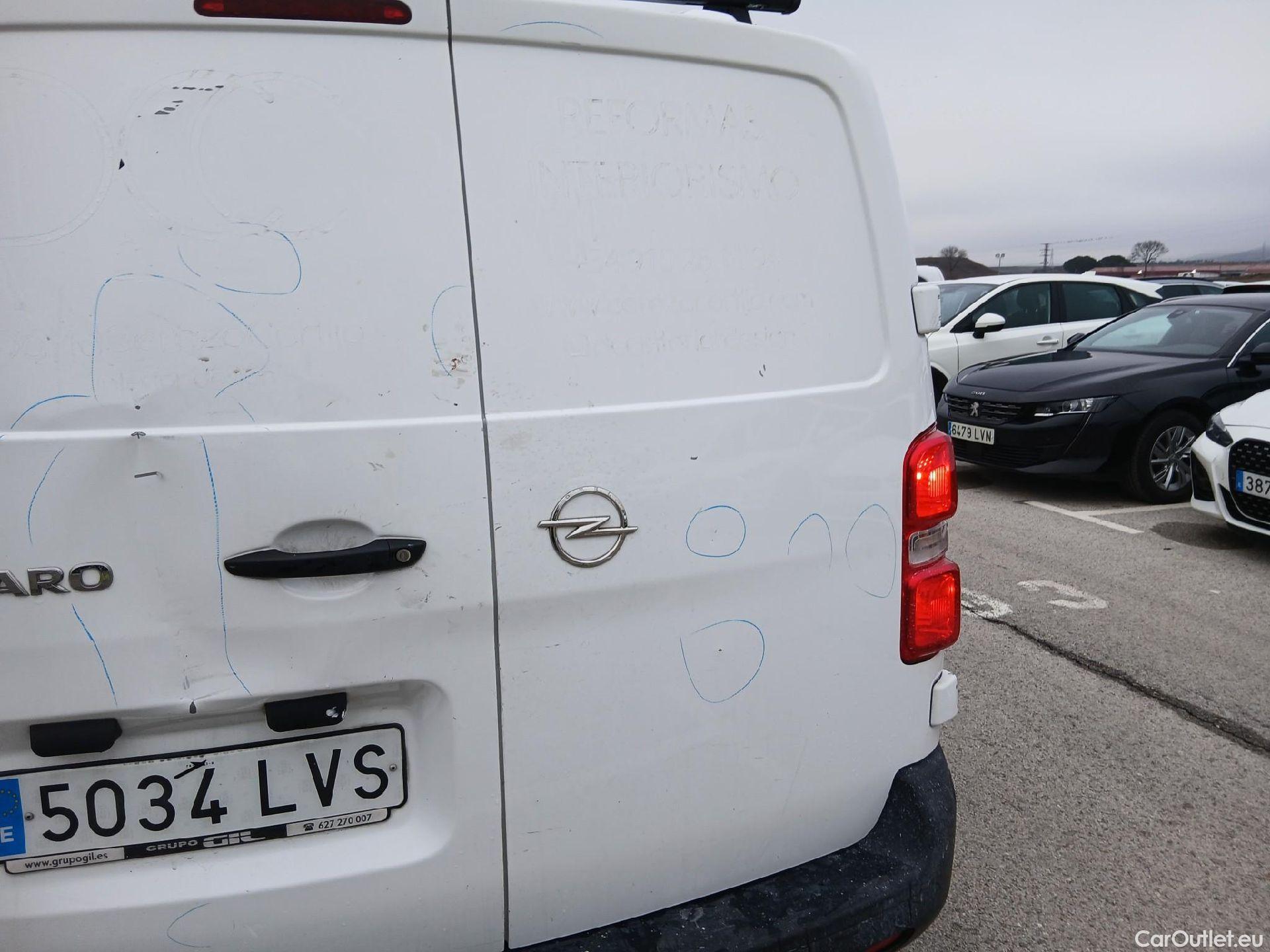  Opel  Vivaro OPEL  / 2019 / 4P / furgón Campaña F2ML 1.5 Diésel 74kW(100CV)M Std Exp #47