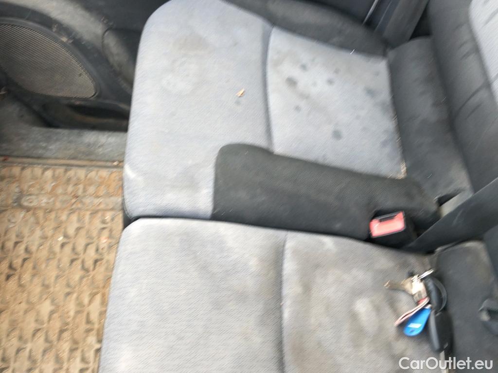  Opel  Vivaro OPEL  / 2014 / 4P / combi 1.6CDTI S/S 92kW (125CV) L1 2.9t Combi-9 #17