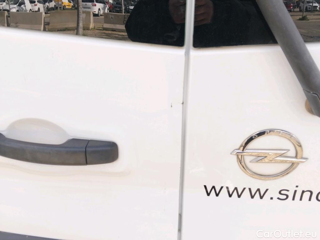  Opel  Vivaro OPEL  / 2014 / 4P / combi 1.6CDTI S/S 92kW (125CV) L1 2.9t Combi-9 #35