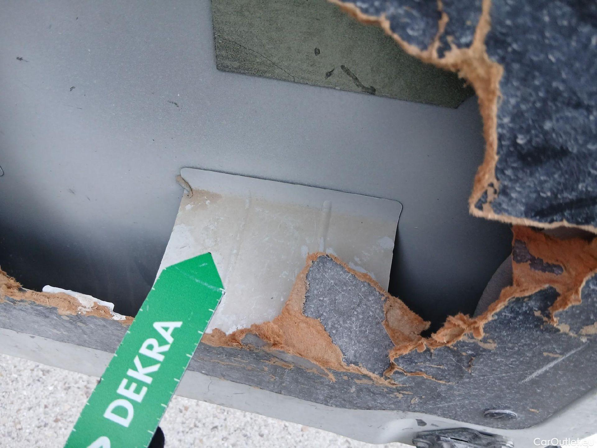  Opel  Vivaro OPEL  / 2019 / 4P / furgón Campaña F2ML 1.5 Diésel 74kW(100CV)M Std Exp #39