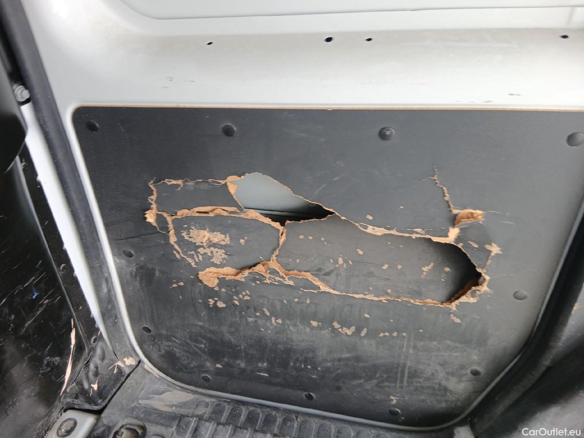  Renault  Kangoo RENAULT  Furgón/2013/3P/furgón derivado de turismo Profesional Blue dCi 70kW (95CV) #23