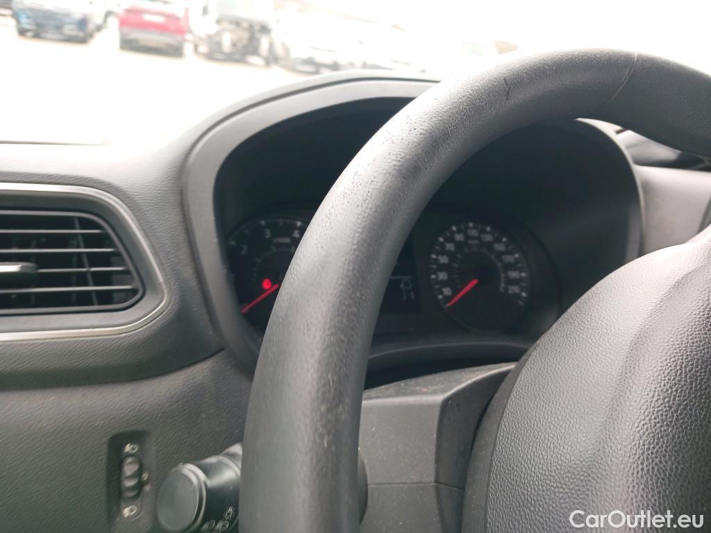  Renault  Master RENAULT TRUCKS UK  VU 4p 3G furgón Red Edition Van FWD 135CV L3H2 #37