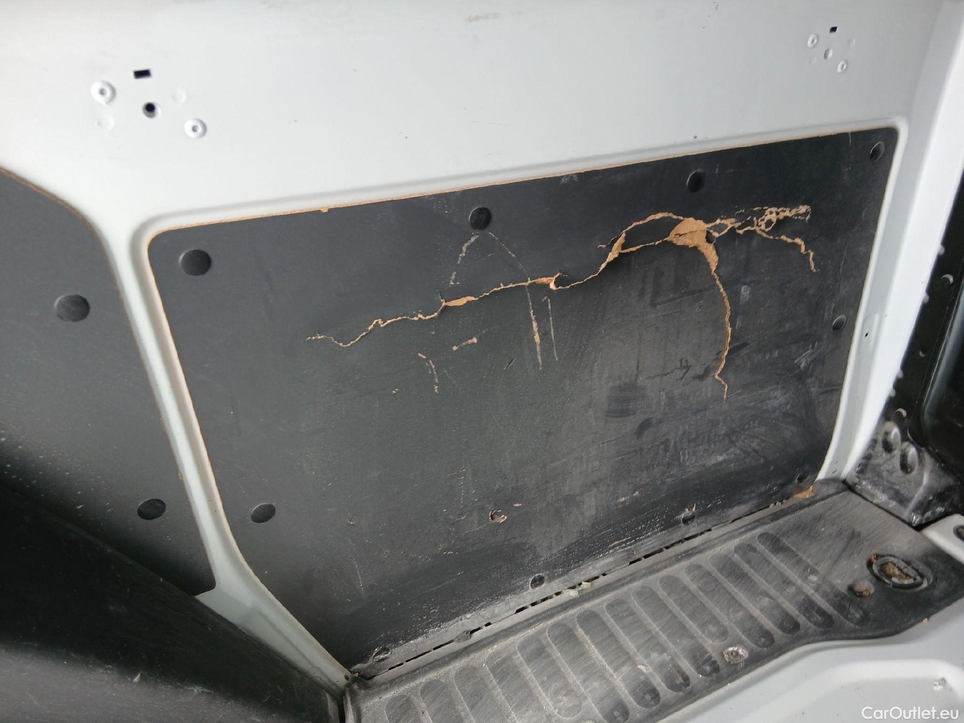  Renault  Kangoo RENAULT  Furgón/2013/3P/furgón derivado de turismo Profesional Blue dCi 70kW (95CV) #21