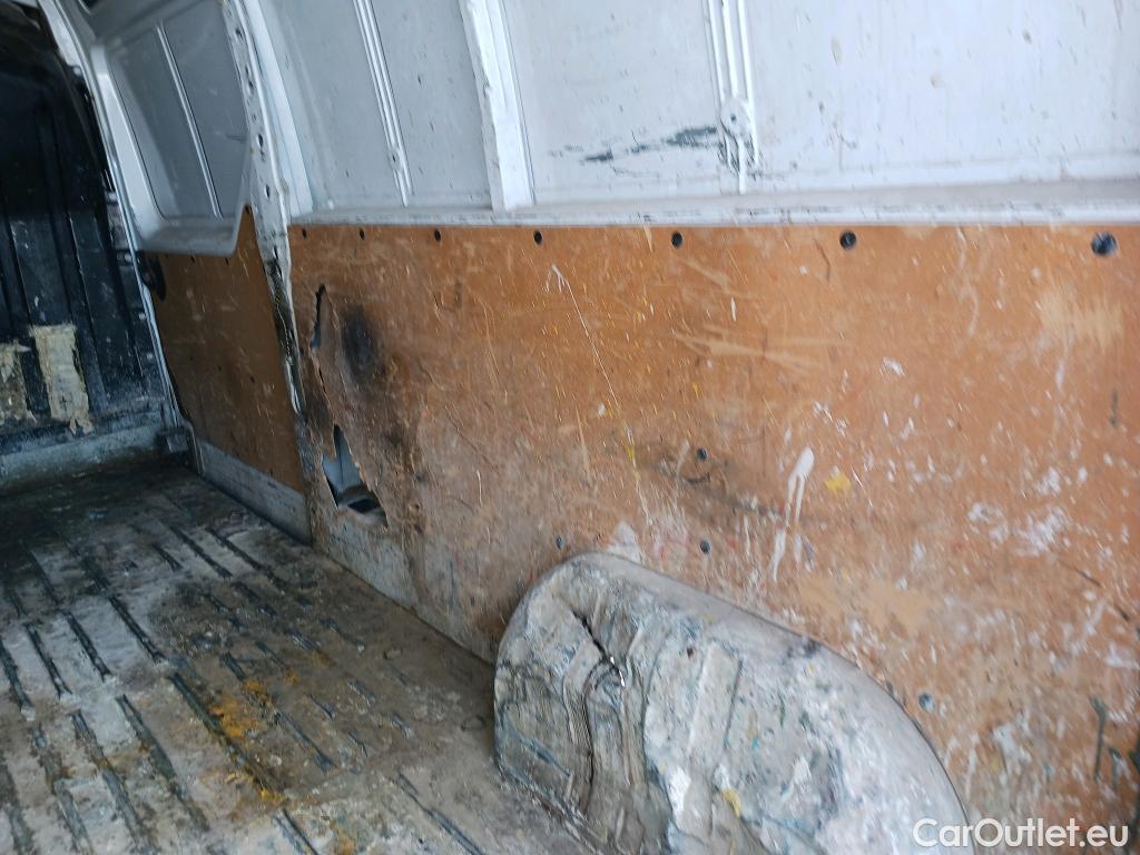  Renault  Master RENAULT  / 2019 / 4P / furgón Furgón T L3H2 3500 Bl dCi 100 kW(135CV) #59