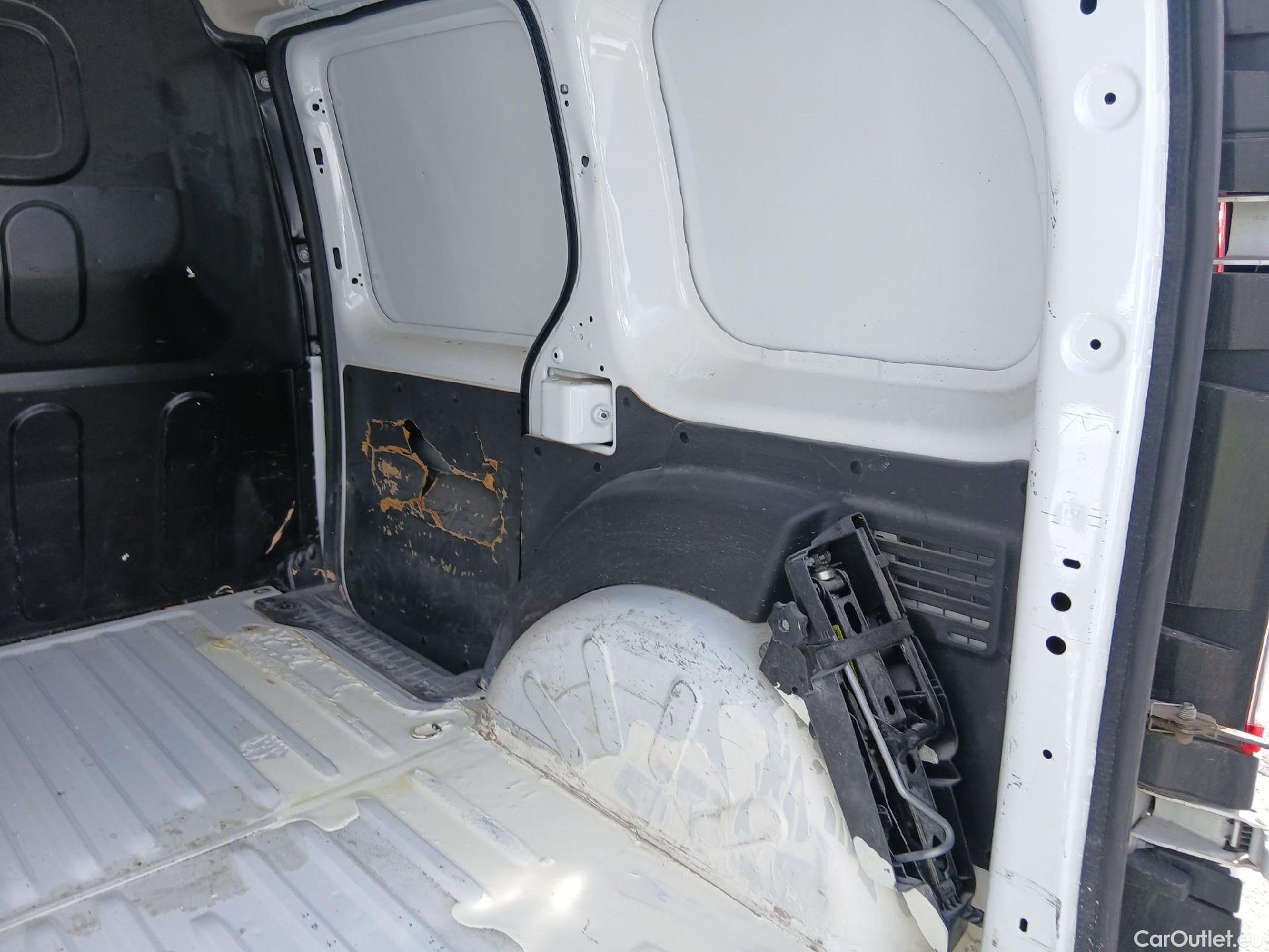  Renault  Kangoo RENAULT  Furgón/2013/3P/furgón derivado de turismo Profesional Blue dCi 70kW (95CV) #19