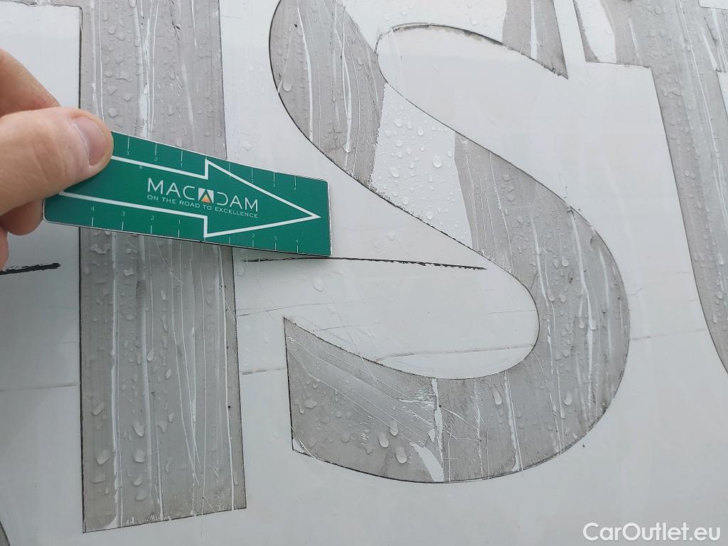  Renault  Master RENAULT TRUCKS UK  VU 4p 3G furgón Red Edition Van FWD 135CV L3H2 #7