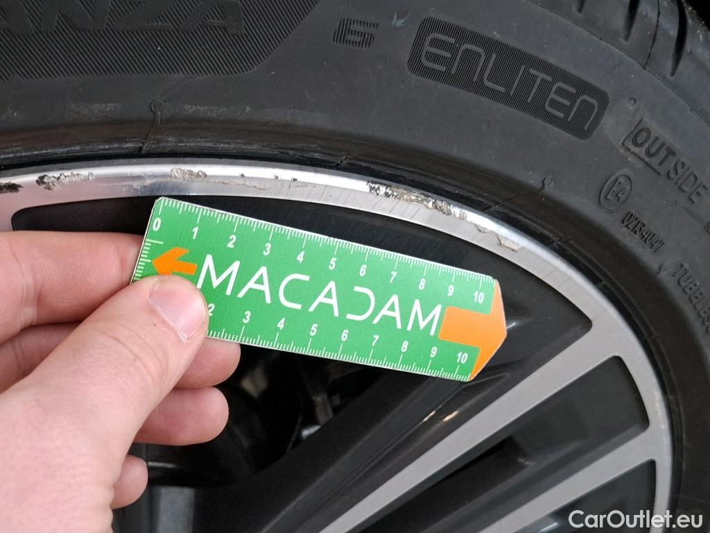  Bmw  Serie 2 BMW Série 2 Gran Coupé / 2019 / 4P / Berline 218D AUTO Business Design #9