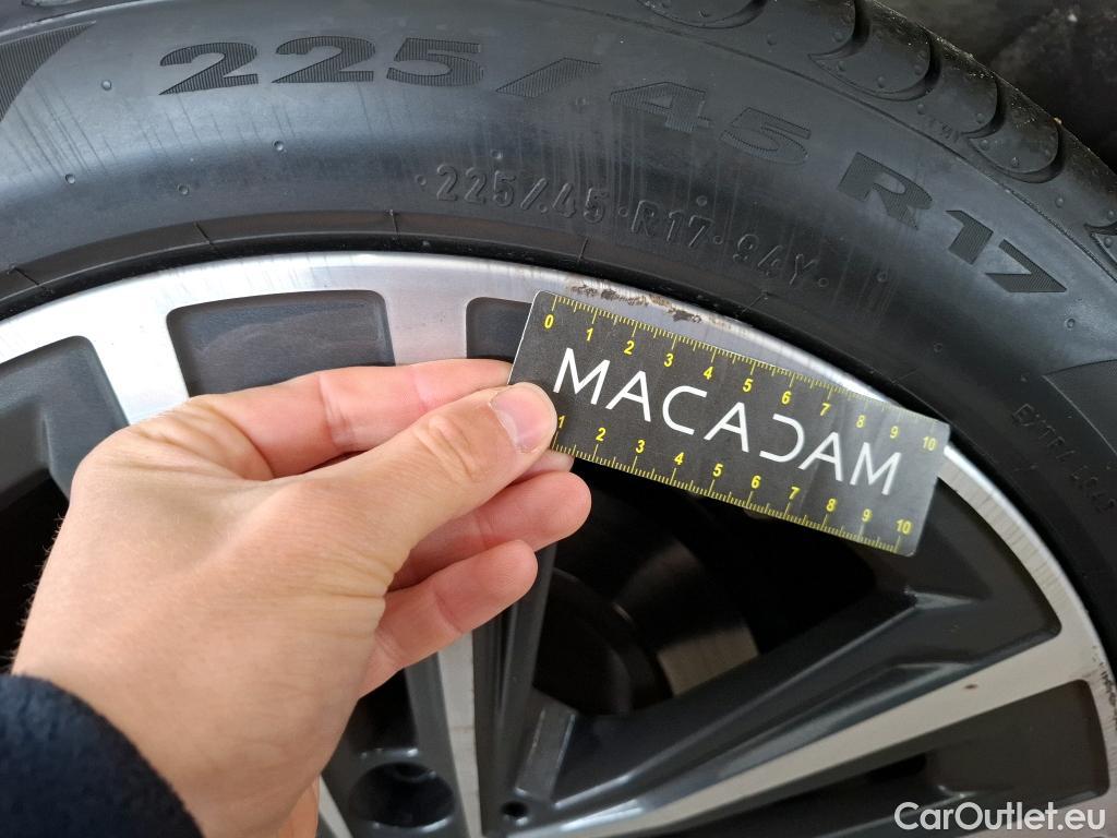  Bmw  Serie 1 Série 1 Berline 118 i Lounge 1.5 135CV BVA7 E6d #20