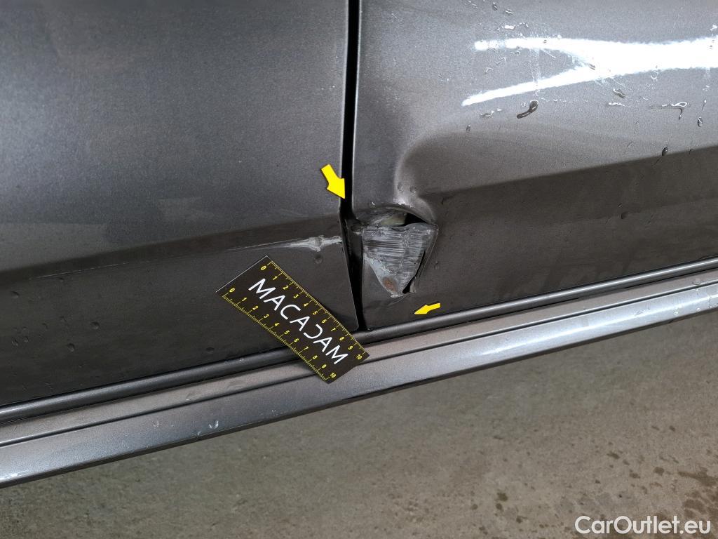  Audi  A4 AUDI  Avant / 2019 / 5P / Break 35 TFSI 150 S tronic Avus #2