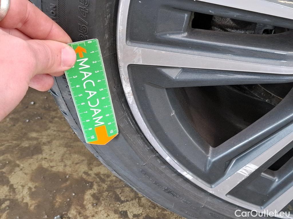  Bmw  Serie 2 BMW Série 2 Gran Coupé / 2019 / 4P / Berline 218D AUTO Business Design #16