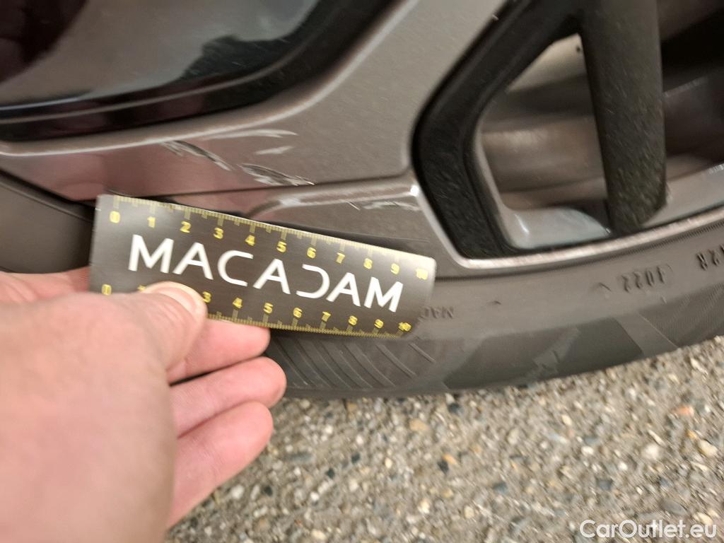  Citroen  C4  Berline Feel Pack 1.2 PureTech 130CV BVM6 6E #10