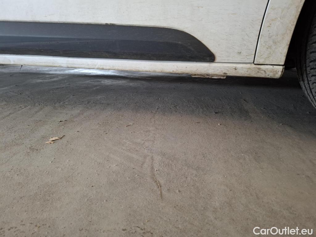  Citroen  Jumpy  Combi XL Confort 1.5 BlueHDi 120CV BVM6 9 Sieges E6d #42