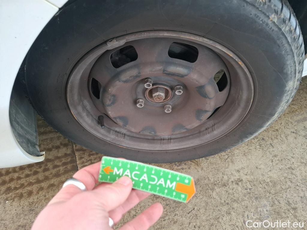  Peugeot  208 PEUGEOT  5p Berline BLUEHDI 100 ¤6.c S&S ACTIVE BUSINESS #73