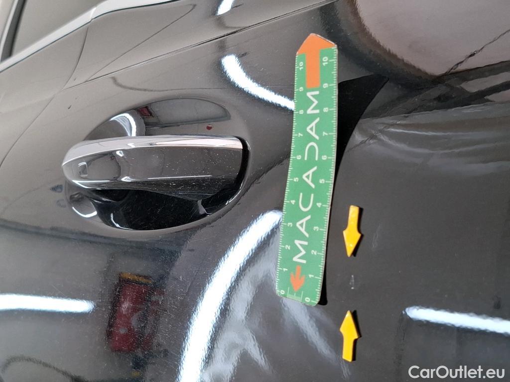  Mercedes  GLB MERCEDES-BENZ  / 2019 / 5P / SUV  200 d AMG Line #13