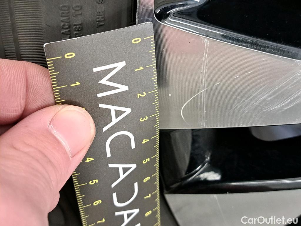  Peugeot  2008  GT 1.2 PureTech 130CV BVM6 E6d #4