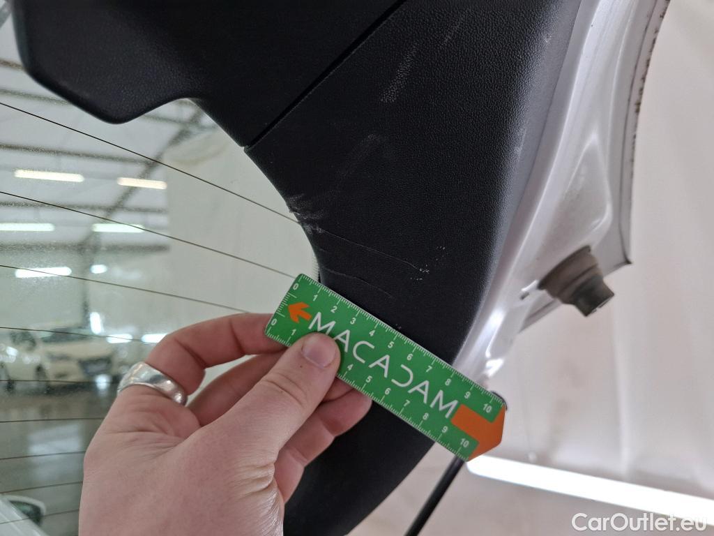  Peugeot  208 PEUGEOT  5p Berline BLUEHDI 100 ¤6.c S&S ACTIVE BUSINESS #53