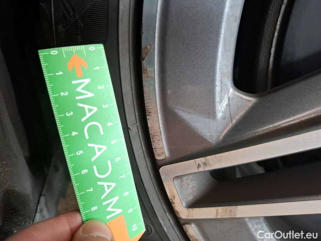  Mercedes  CLA-Klasse MERCEDES-BENZ CLA Coupe / 2019 / 4P / Coupé CLA 200 d AMG Line BA8 #24