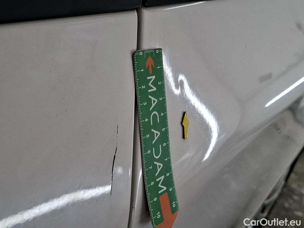  Peugeot  208 PEUGEOT  5p Berline BLUEHDI 100 ¤6.c S&S ACTIVE BUSINESS #65