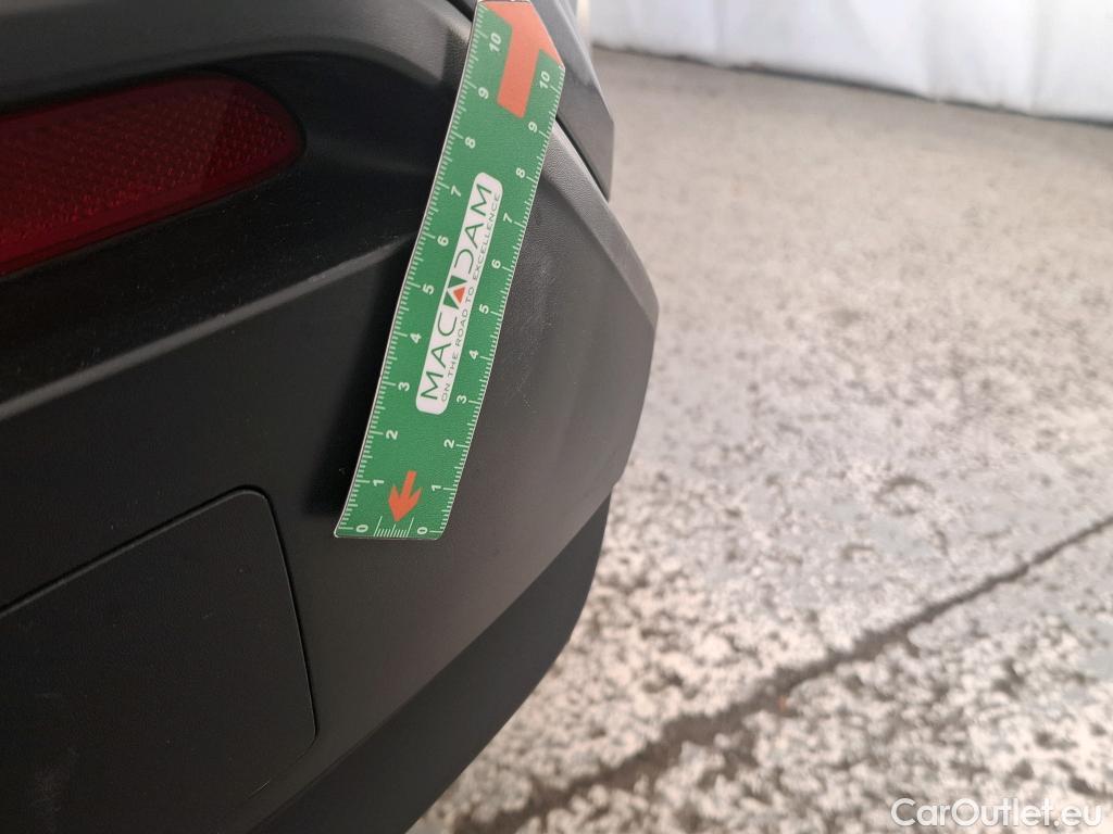  Nissan  Juke NISSAN  / 2019 / 5P / Crossover Hybrid 143 Business+ #4