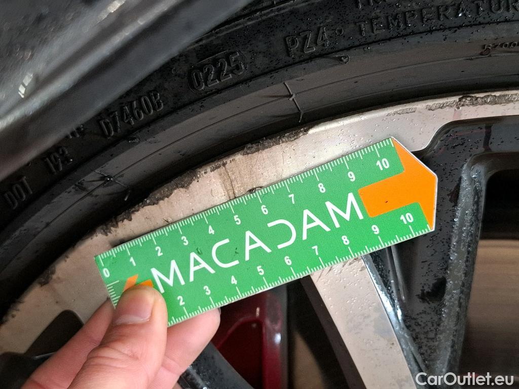  Mini  Mini   / 2021 / 3P / Berline John Cooper Works Ultimate 231ch BVM6 #44