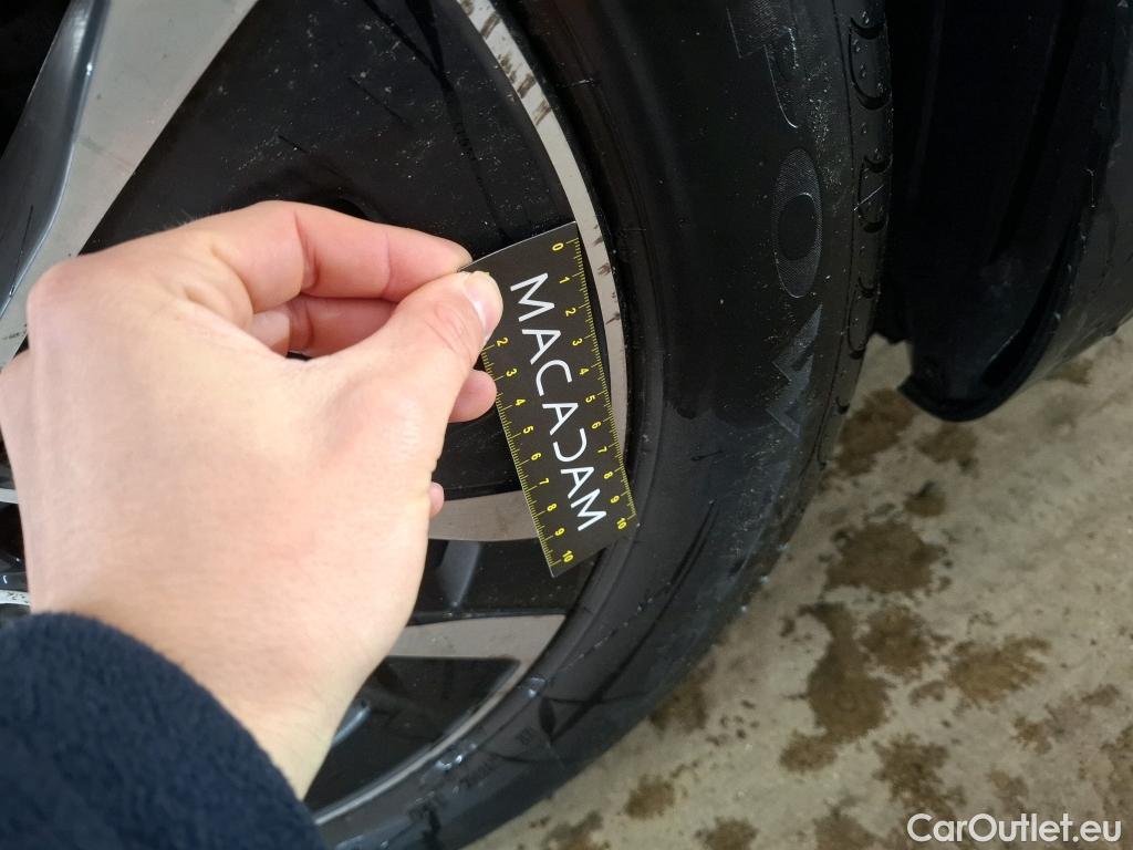  Mercedes  A-Klasse MERCEDES-BENZ Classe A Compact / 2022 / 5P / Berline A 200 Business Line 7G-DCT #12