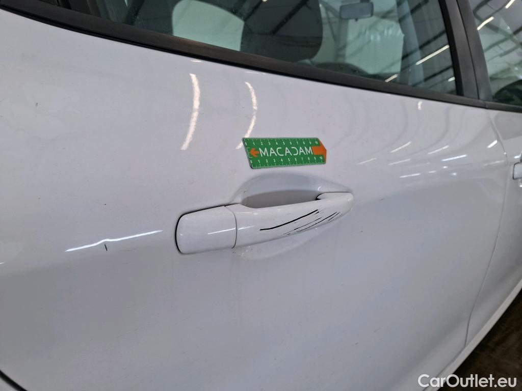  Peugeot  208 PEUGEOT  5p Berline BLUEHDI 100 ¤6.c S&S ACTIVE BUSINESS #74