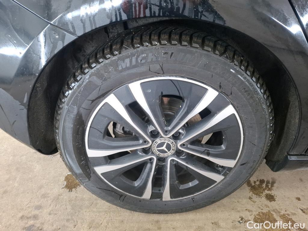  Mercedes  A-Klasse MERCEDES-BENZ Classe A Compact / 2022 / 5P / Berline A 200 Business Line 7G-DCT #36