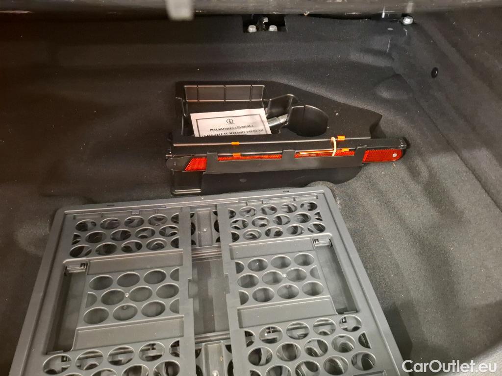  Mercedes  GLA MERCEDES-BENZ Classe  5p SUV  180 Fascination BVA7 #10