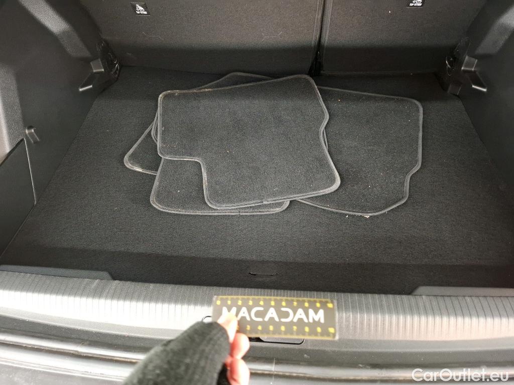  Peugeot  2008  Active Pack 1.2 PureTech 130CV BVA8 E6d #3