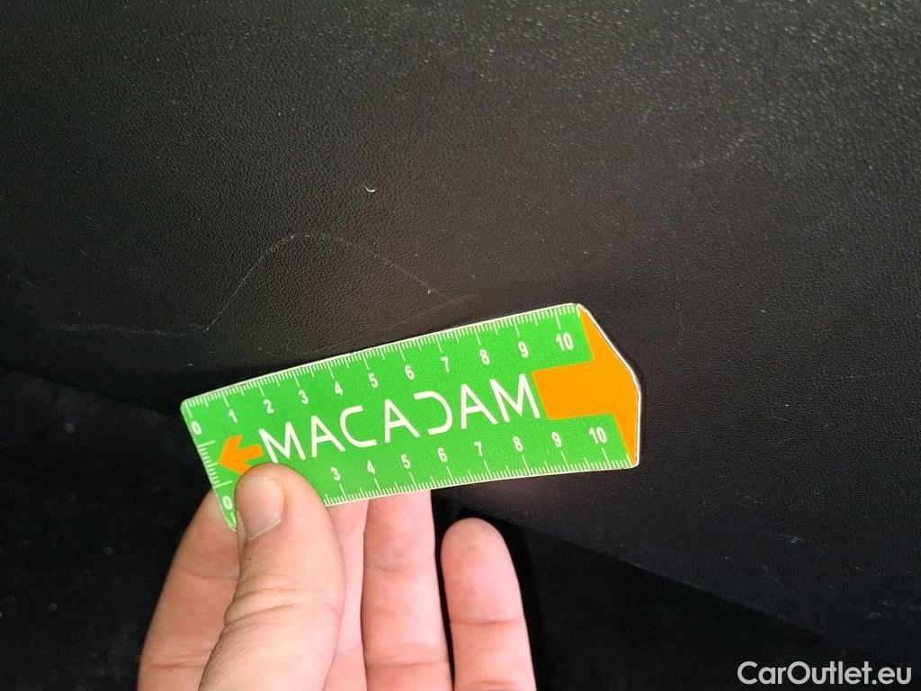  Peugeot  208 PEUGEOT  5p Berline BLUEHDI 100 ¤6.c S&S ACTIVE BUSINESS #30