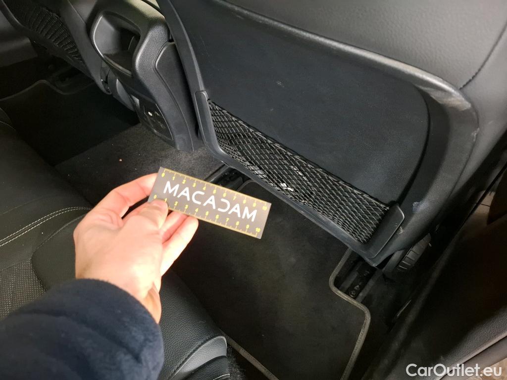  Mercedes  A-Klasse MERCEDES-BENZ Classe A Compact / 2022 / 5P / Berline A 200 Business Line 7G-DCT #18