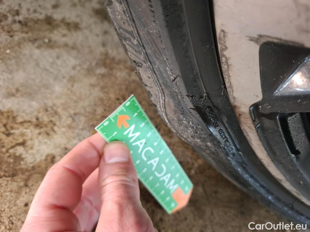  Mini  Mini   / 2021 / 3P / Berline John Cooper Works Ultimate 231ch BVM6 #24