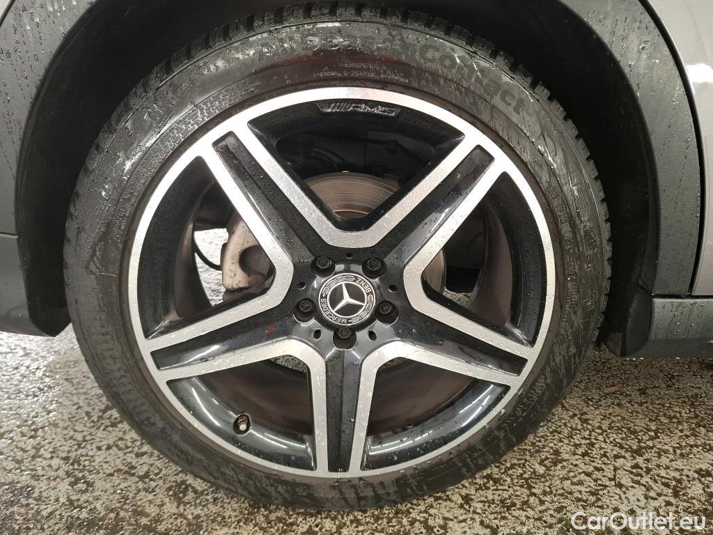  Mercedes  GLA MERCEDES-BENZ Classe  5p SUV  180 Fascination BVA7 #11