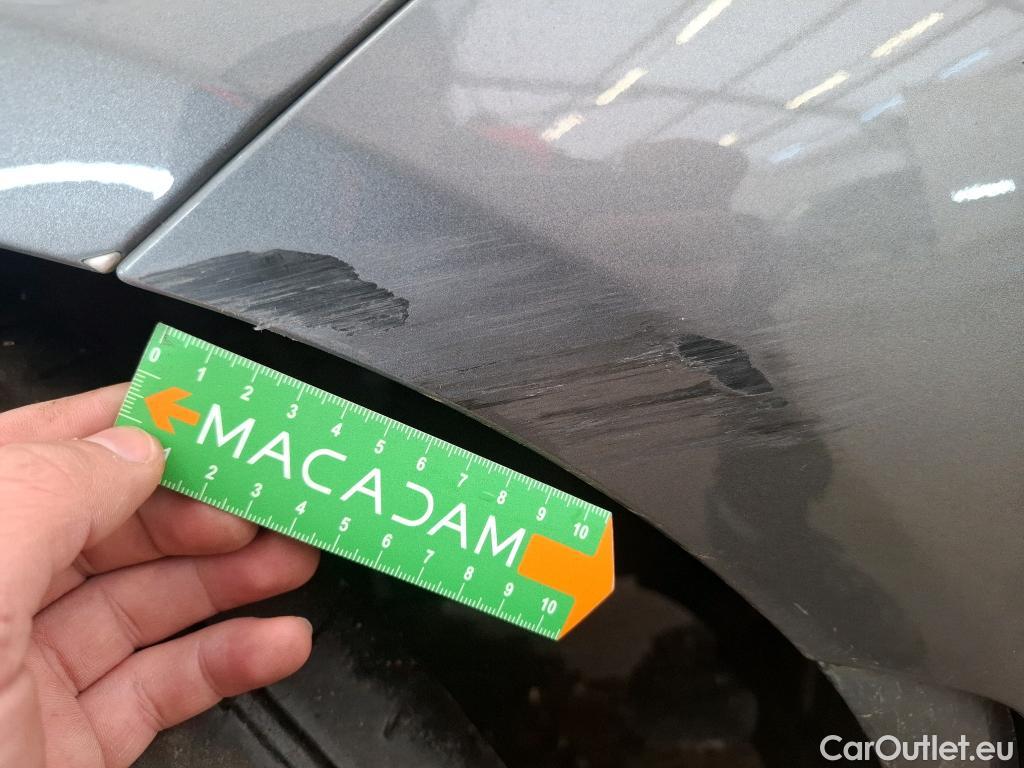  Mercedes  CLA-Klasse MERCEDES-BENZ CLA Coupe / 2019 / 4P / Coupé CLA 200 d AMG Line BA8 #10