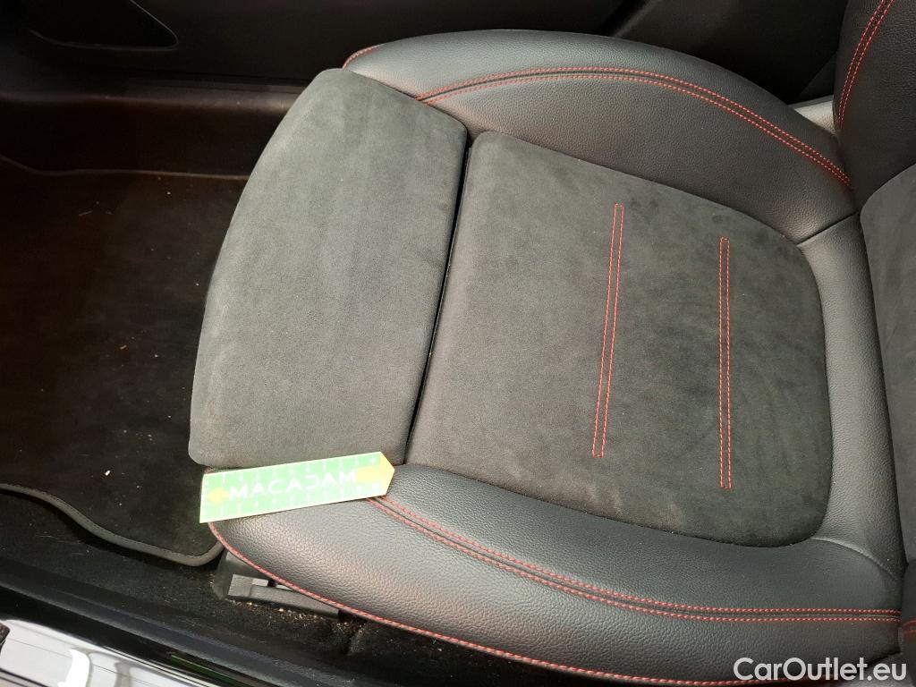  Mercedes  CLA-Klasse MERCEDES-BENZ CLA Coupe / 2019 / 4P / Coupé CLA 200 d AMG Line BA8 #66