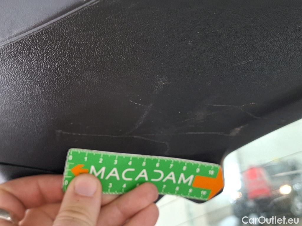  Peugeot  208 PEUGEOT  5p Berline BLUEHDI 100 ¤6.c S&S ACTIVE BUSINESS #49