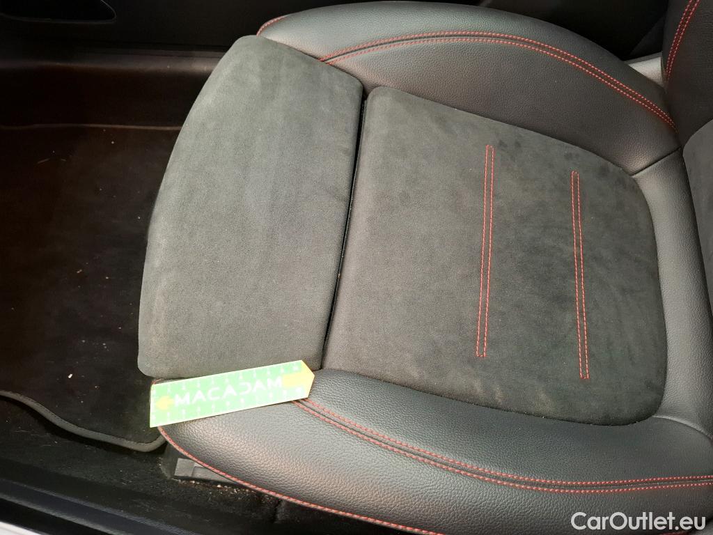  Mercedes  CLA-Klasse MERCEDES-BENZ CLA Coupe / 2019 / 4P / Coupé CLA 200 d AMG Line BA8 #67