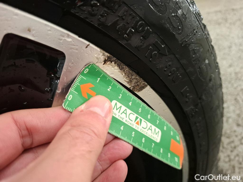  Mercedes  GLA MERCEDES-BENZ Classe  5p SUV  180 Fascination BVA7 #5